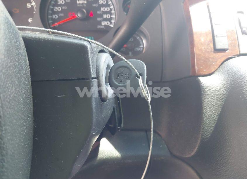 Photo 11 of 2008 Chevrolet Suburban 1500 LTZ (VIN 1GNFK16Y68R121430)