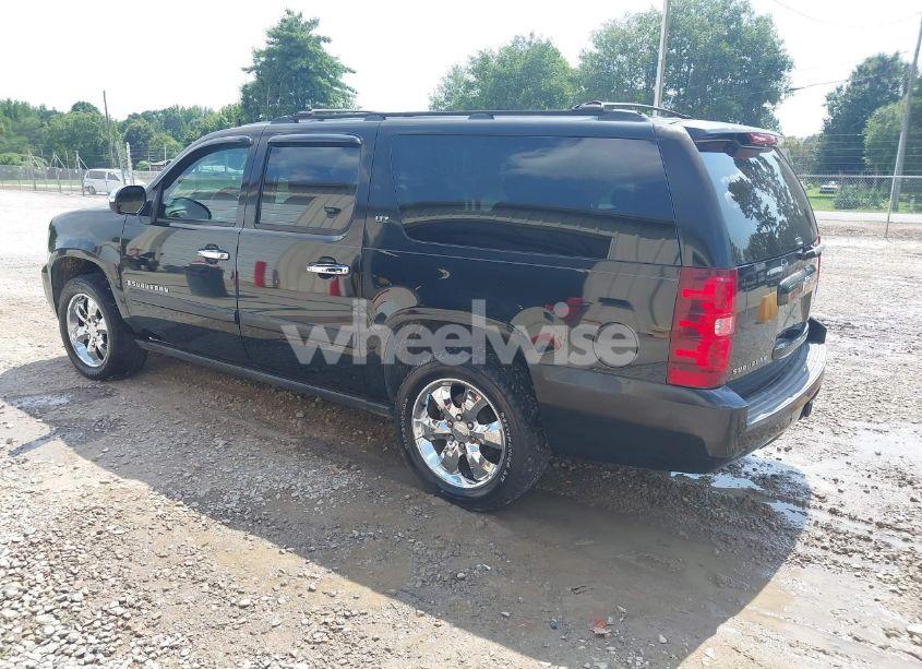Photo 3 of 2008 Chevrolet Suburban 1500 LTZ (VIN 1GNFK16Y68R121430)