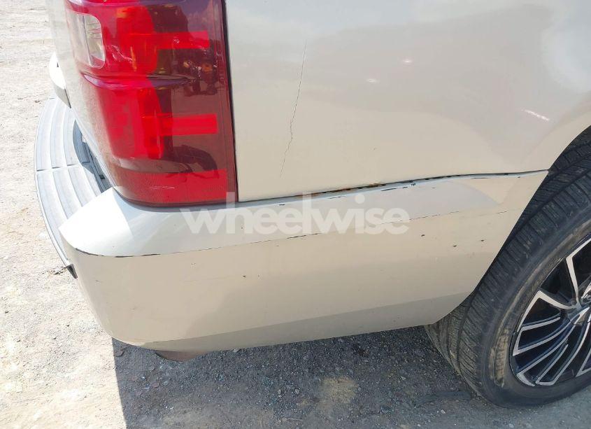 Photo 14 of 2008 Chevrolet Suburban 1500 LT (VIN 1GNFK16Y78R121985)