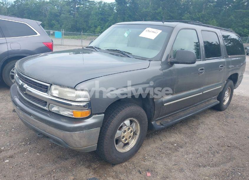 Photo 2 of 2002 Chevrolet Suburban 1500 LT (VIN 1GNFK16Z02J120045)