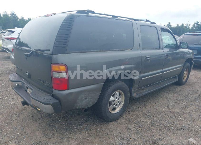 Photo 4 of 2002 Chevrolet Suburban 1500 LT (VIN 1GNFK16Z02J120045)