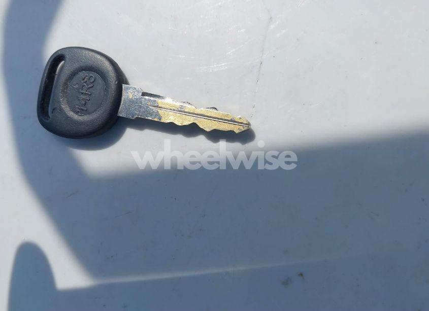 Photo 11 of 2002 Chevrolet Suburban 1500 LS (VIN 1GNFK16Z02J187549)