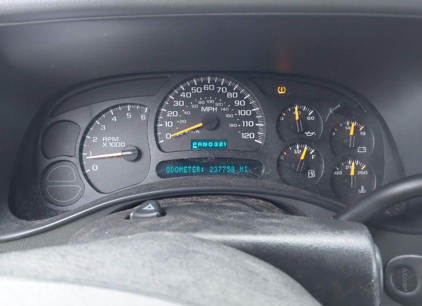 Photo 16 of 2005 Chevrolet Suburban 1500 LT (VIN 1GNFK16Z05J171467)