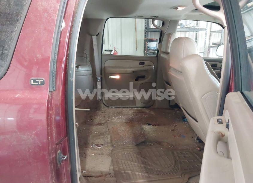 Photo 8 of 2002 Chevrolet Suburban 1500 LT (VIN 1GNFK16Z12J210689)