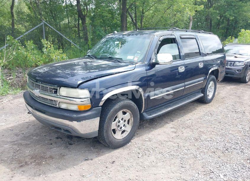 Photo 2 of 2004 Chevrolet Suburban 1500 LS (VIN 1GNFK16Z14J153087)