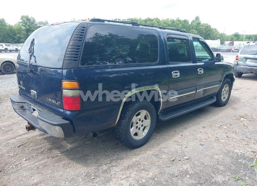 Photo 4 of 2004 Chevrolet Suburban 1500 LS (VIN 1GNFK16Z14J153087)