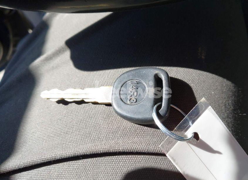 Photo 11 of 2005 Chevrolet Suburban 1500 LS (VIN 1GNFK16Z15J105364)