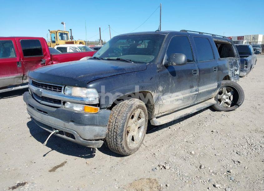 Photo 2 of 2005 Chevrolet Suburban 1500 LS (VIN 1GNFK16Z15J105364)