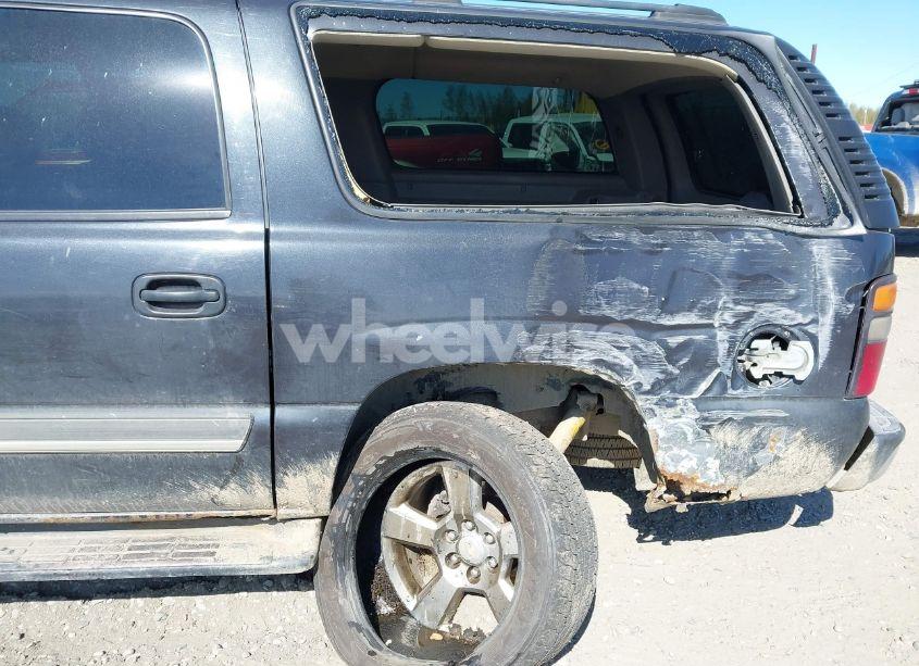 Photo 6 of 2005 Chevrolet Suburban 1500 LS (VIN 1GNFK16Z15J105364)