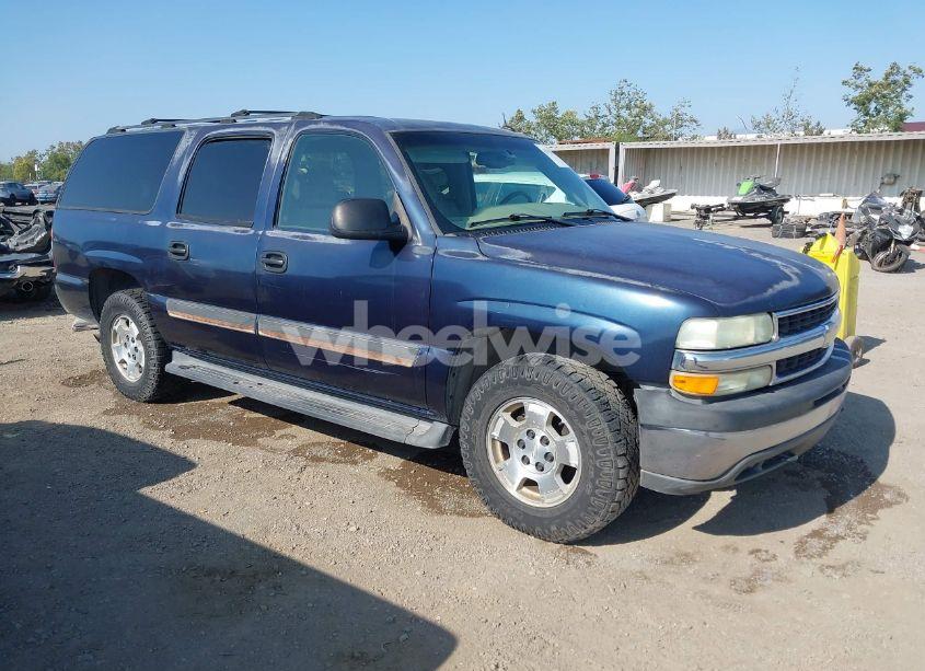 2005 Chevrolet Suburban 1500 LS (VIN 1GNFK16Z15R100019) main photo