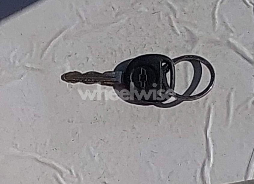 Photo 11 of 2005 Chevrolet Suburban 1500 LS (VIN 1GNFK16Z15R100019)