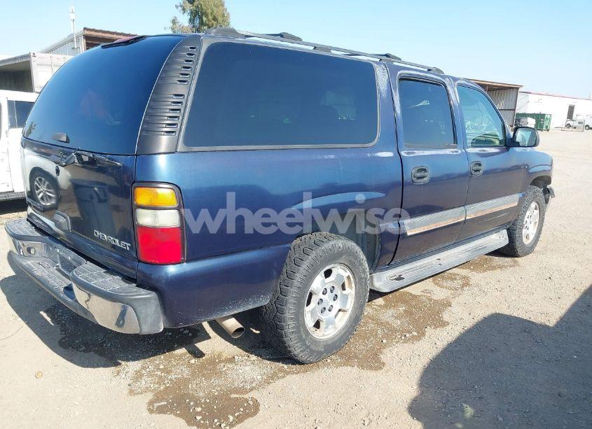 Photo 4 of 2005 Chevrolet Suburban 1500 LS (VIN 1GNFK16Z15R100019)