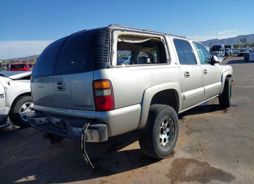 Photo 4 of 2002 Chevrolet Suburban 1500 LT (VIN 1GNFK16Z22J290035)