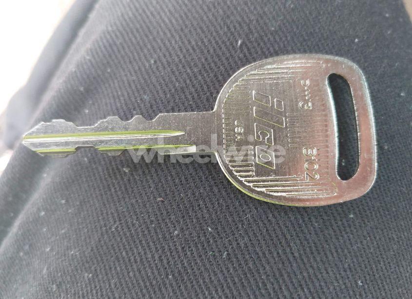 Photo 11 of 2004 Chevrolet Suburban 1500 LT (VIN 1GNFK16Z24J154314)