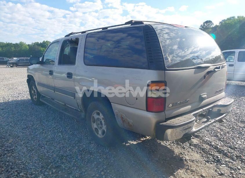 Photo 3 of 2004 Chevrolet Suburban 1500 LS (VIN 1GNFK16Z24J164504)