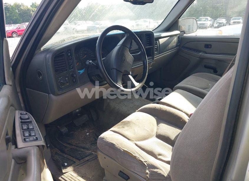 Photo 5 of 2004 Chevrolet Suburban 1500 LS (VIN 1GNFK16Z24J164504)