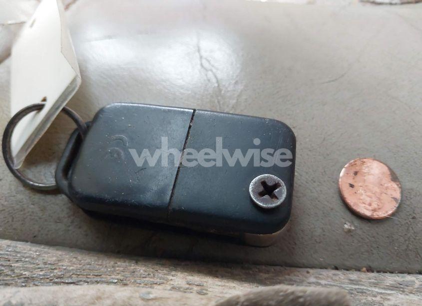 Photo 11 of 2004 Chevrolet Suburban 1500 LT (VIN 1GNFK16Z24J318810)