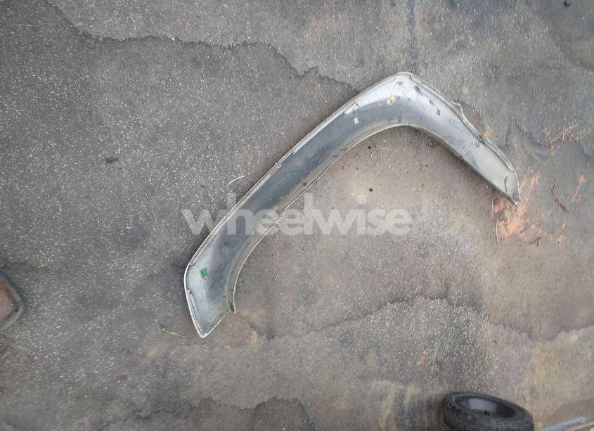 Photo 12 of 2004 Chevrolet Suburban 1500 LT (VIN 1GNFK16Z24J318810)