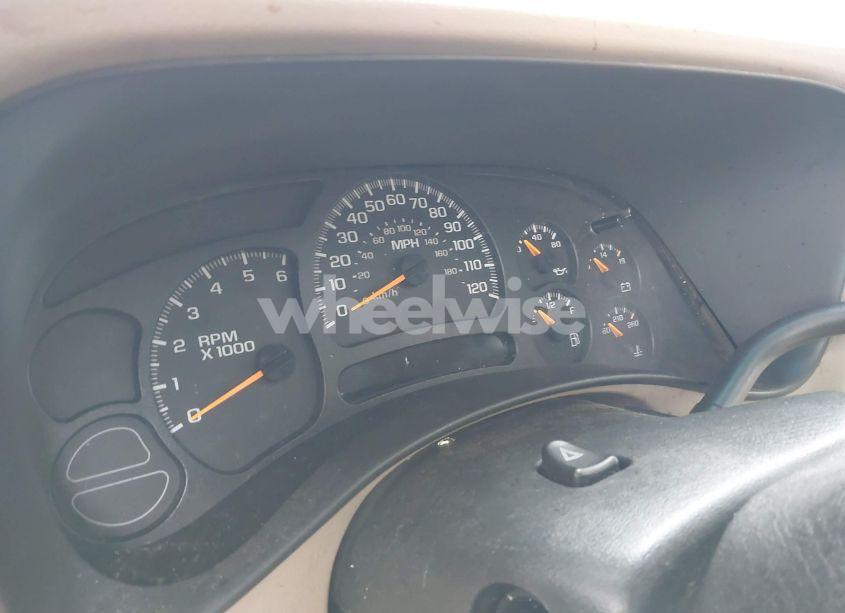 Photo 7 of 2004 Chevrolet Suburban 1500 LT (VIN 1GNFK16Z24J318810)