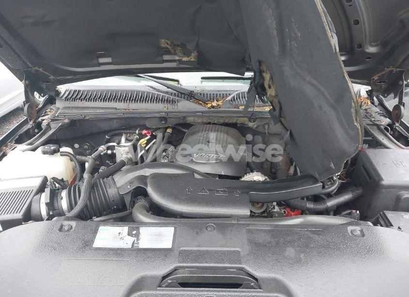 Photo 10 of 2006 Chevrolet Suburban 1500 LT (VIN 1GNFK16Z26J142019)