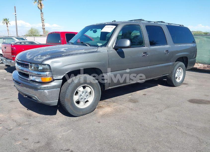 Photo 2 of 2002 Chevrolet Suburban 1500 LT (VIN 1GNFK16Z32J294238)