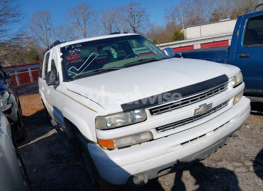 2003 Chevrolet Suburban 1500 Z71 (VIN 1GNFK16Z33R197480) main photo