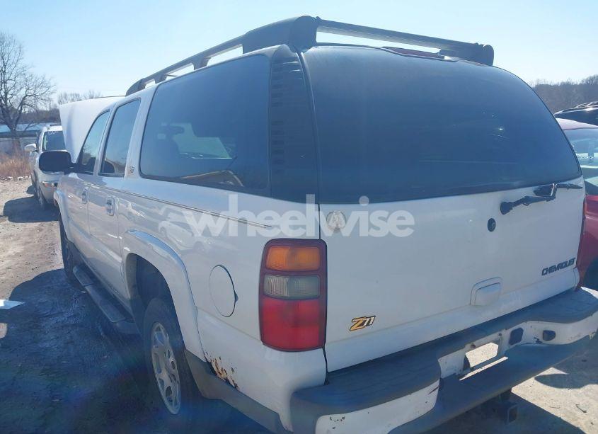 Photo 3 of 2003 Chevrolet Suburban 1500 Z71 (VIN 1GNFK16Z33R197480)