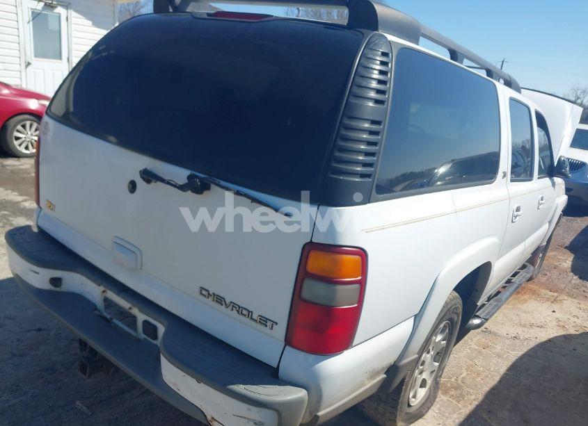 Photo 4 of 2003 Chevrolet Suburban 1500 Z71 (VIN 1GNFK16Z33R197480)