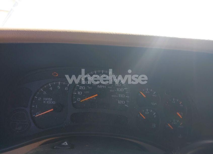 Photo 7 of 2003 Chevrolet Suburban 1500 Z71 (VIN 1GNFK16Z33R197480)