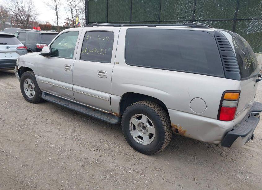 Photo 3 of 2004 Chevrolet Suburban 1500 LT (VIN 1GNFK16Z34J182316)