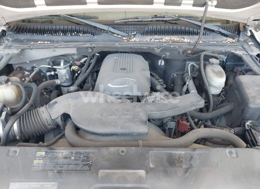 Photo 10 of 2004 Chevrolet Suburban 1500 LT (VIN 1GNFK16Z34J224578)