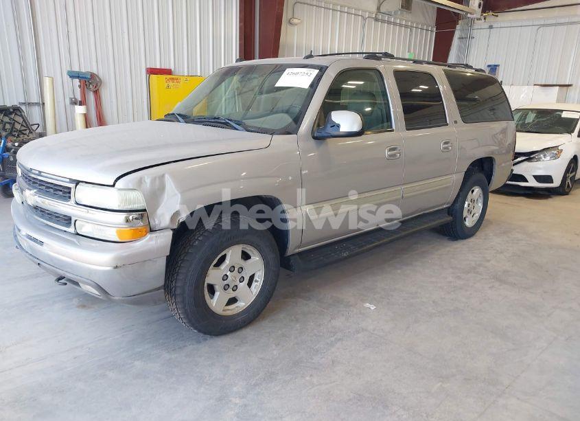 Photo 2 of 2004 Chevrolet Suburban 1500 LT (VIN 1GNFK16Z34J224578)