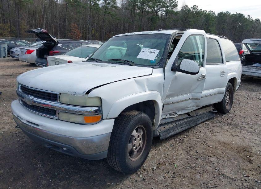 Photo 2 of 2002 Chevrolet Suburban 1500 LT (VIN 1GNFK16Z42J305909)