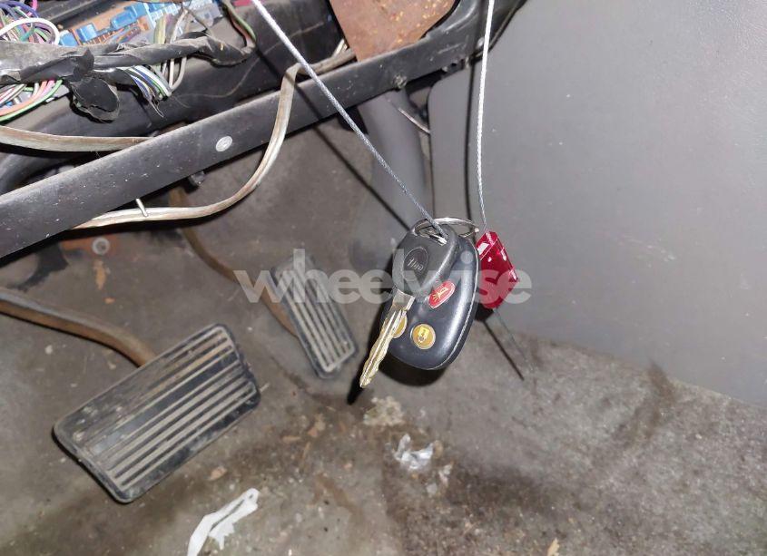 Photo 11 of 2003 Chevrolet Suburban 1500 LS (VIN 1GNFK16Z43J161876)