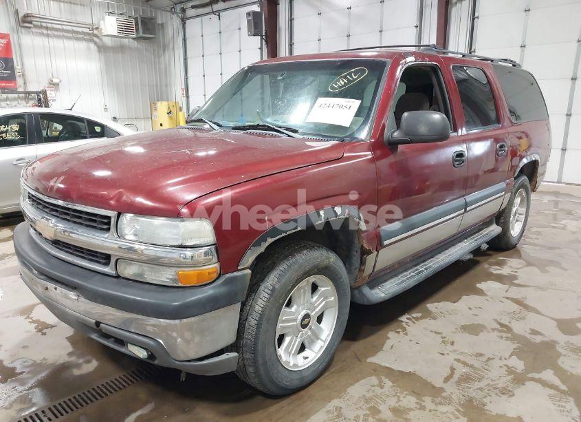 Photo 2 of 2003 Chevrolet Suburban 1500 LS (VIN 1GNFK16Z43J161876)
