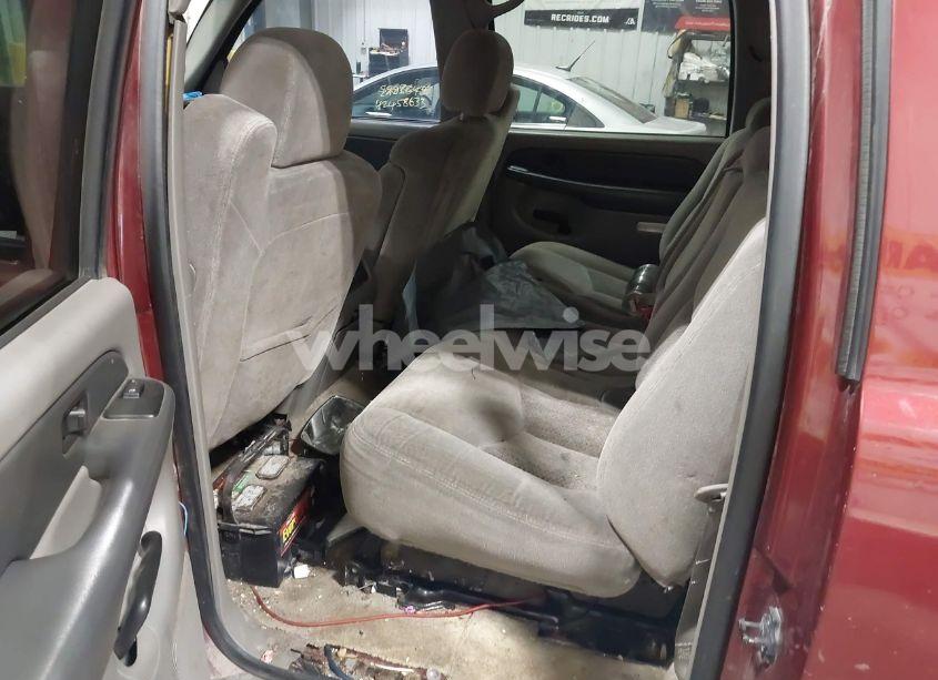 Photo 8 of 2003 Chevrolet Suburban 1500 LS (VIN 1GNFK16Z43J161876)