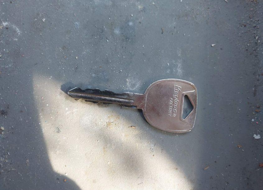 Photo 11 of 2004 Chevrolet Suburban 1500 LT (VIN 1GNFK16Z44J262627)