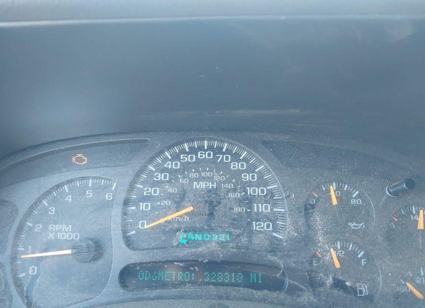 Photo 7 of 2004 Chevrolet Suburban 1500 LT (VIN 1GNFK16Z44J262627)