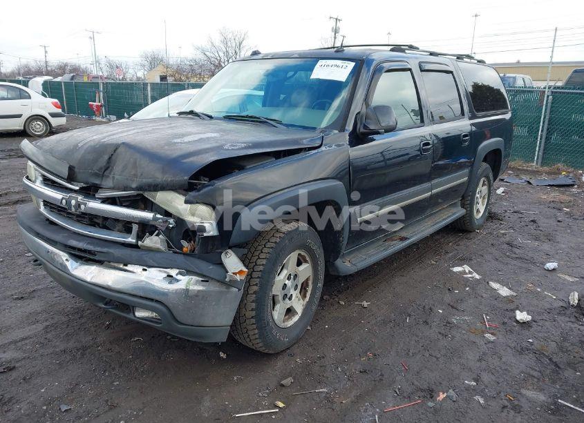 Photo 2 of 2005 Chevrolet Suburban 1500 LT (VIN 1GNFK16Z45J120196)