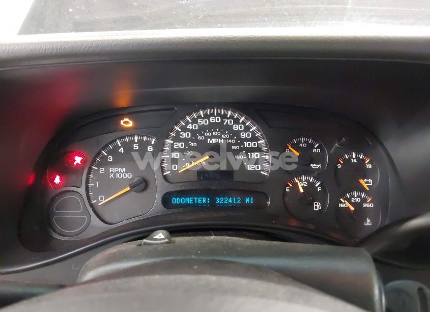 Photo 7 of 2005 Chevrolet Suburban 1500 LT (VIN 1GNFK16Z45J191317)