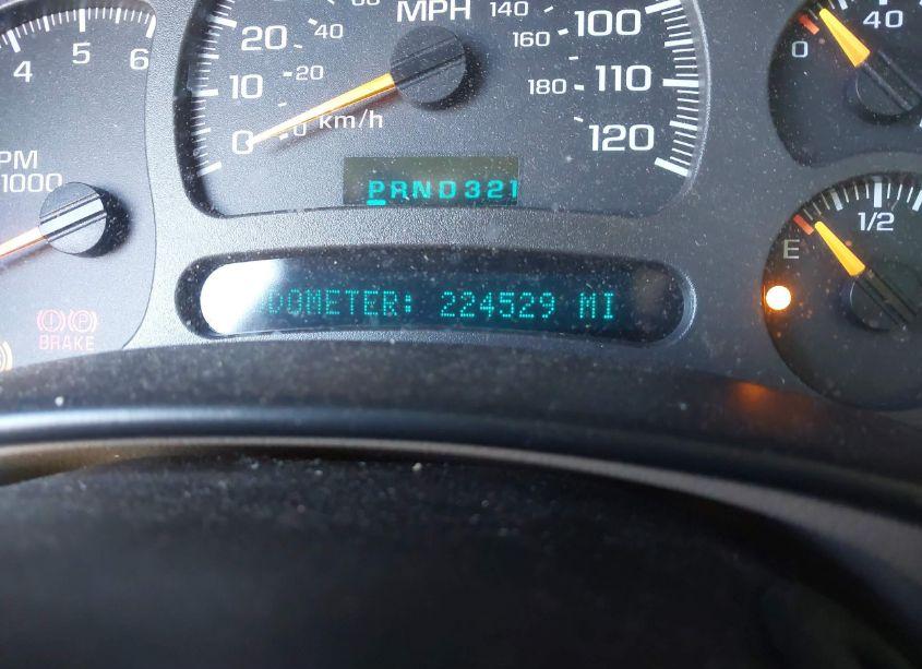 Photo 7 of 2003 Chevrolet Suburban 1500 LS (VIN 1GNFK16Z53J260030)