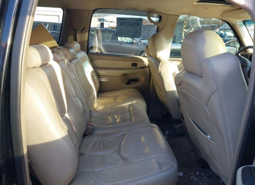 Photo 8 of 2003 Chevrolet Suburban 1500 LS (VIN 1GNFK16Z53J260030)