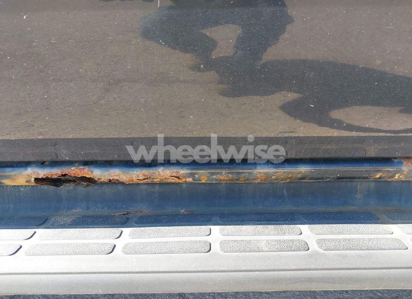 Photo 6 of 2005 Chevrolet Suburban 1500 LS (VIN 1GNFK16Z55J251296)