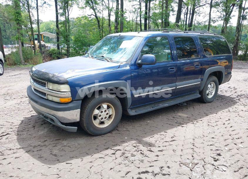 Photo 2 of 2002 Chevrolet Suburban 1500 LT (VIN 1GNFK16Z62J127727)