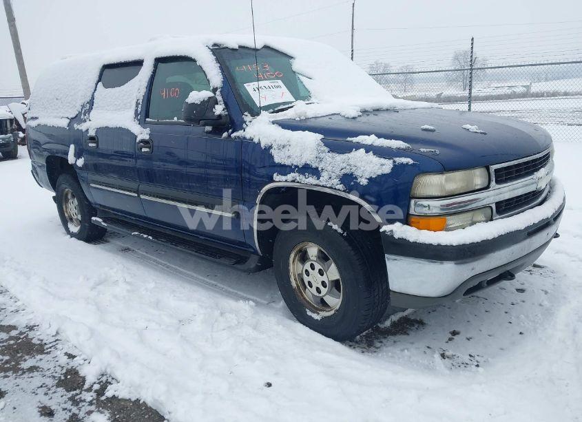 2002 Chevrolet Suburban 1500 LS (VIN 1GNFK16Z62J141868) main photo