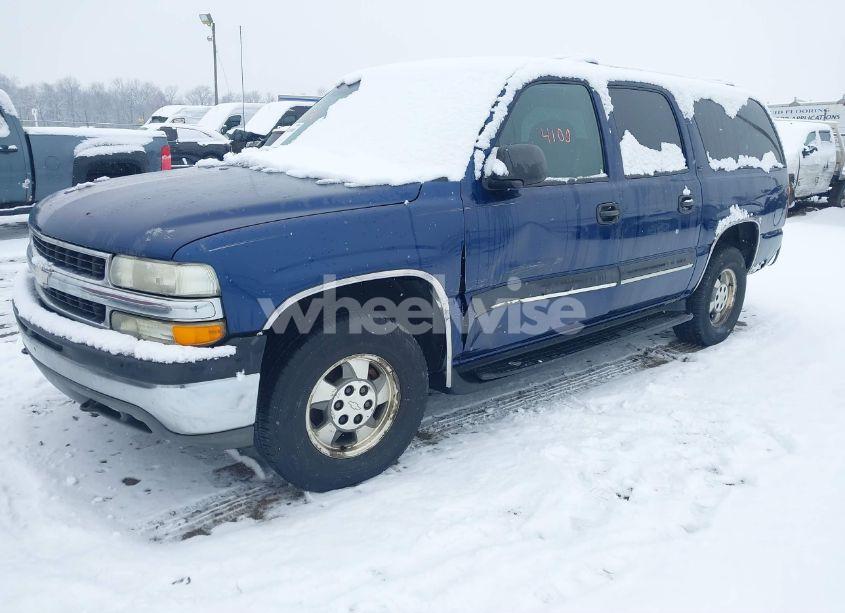 Photo 2 of 2002 Chevrolet Suburban 1500 LS (VIN 1GNFK16Z62J141868)