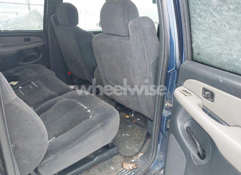 Photo 8 of 2002 Chevrolet Suburban 1500 LS (VIN 1GNFK16Z62J141868)