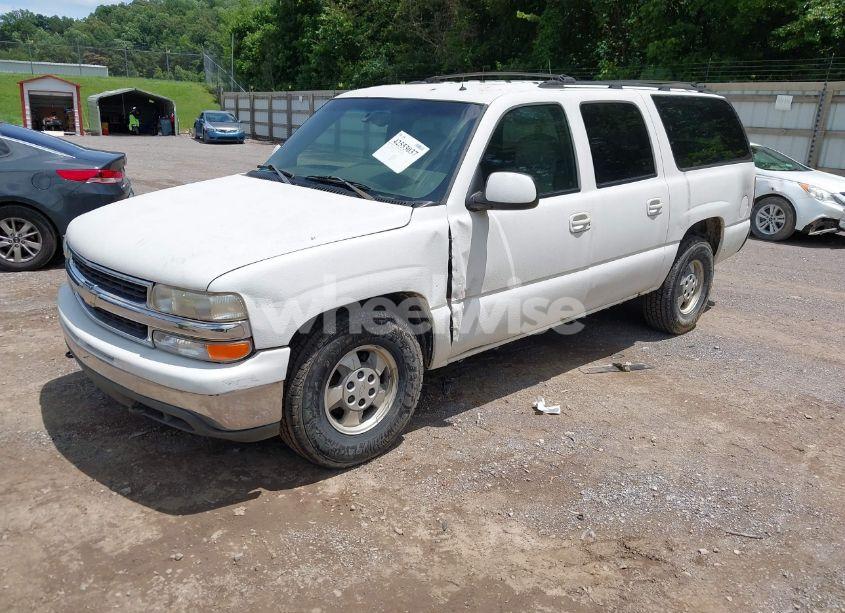 Photo 2 of 2002 Chevrolet Suburban 1500 LT (VIN 1GNFK16Z62J167600)
