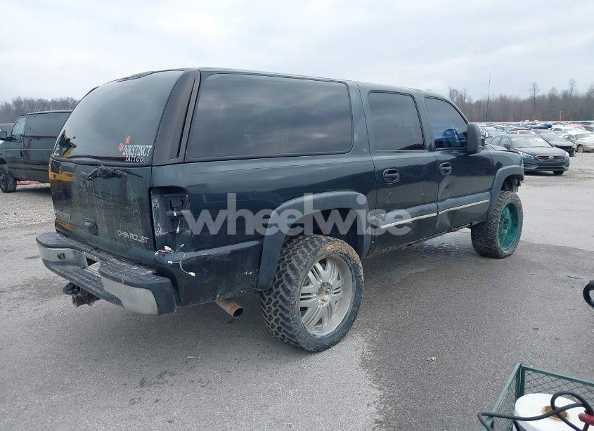 Photo 4 of 2003 Chevrolet Suburban 1500 LT (VIN 1GNFK16Z63J315083)