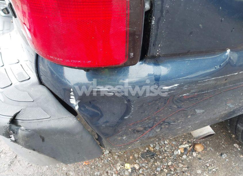 Photo 12 of 2005 Chevrolet Suburban 1500 LT (VIN 1GNFK16Z65J111287)